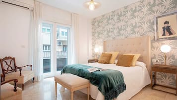 Leilighet (4 Bedrooms) | 4 soverom, strykejern/-brett, wi-fi (inkludert) og sengetøy