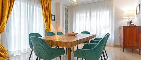 Appartement (4 Bedrooms) | Intérieur