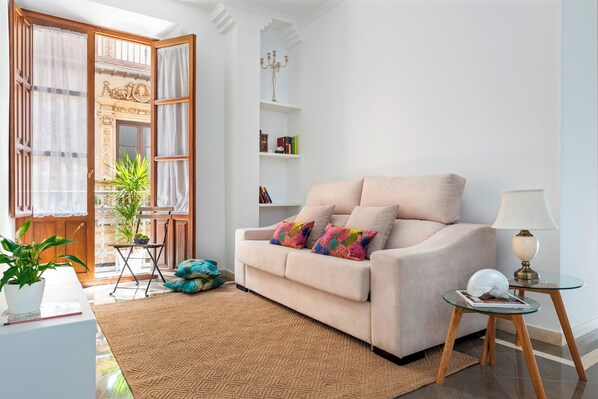 Apartment | Front of property