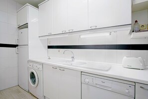 Apartment, 2 Bedrooms | Private kitchen | Full-size fridge, microwave, oven, stovetop