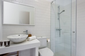 Apartment (3 Bedrooms) | Bathroom - Great and Brand new 3 Bd Apart in Santa Cruz Quarter Santa Teresa III (Seville)