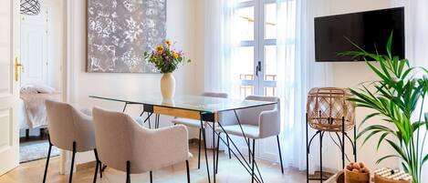 Leilighet (1 Bedroom) | Spiseområde på rommet