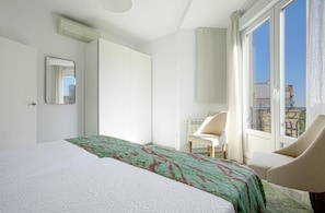 Apartment, 3 Bedrooms | 3 bedrooms, iron/ironing board, free WiFi, bed sheets