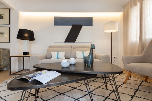 Genteel Home Velarde III