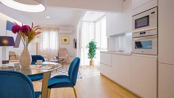 Appartement | Dineren in de kamer