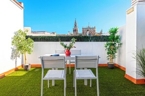 Apartment (2 Bedrooms) | Exterior