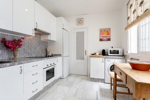 Apartment (4 Bedrooms) | Innenbereich