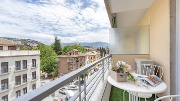Apartment (2 Bedrooms) | Balcony