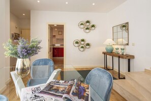 Apartamento, terraza (2 Bedrooms) | Interior
