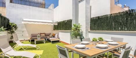 Apartment, Terrace (2 Bedrooms) | Outdoor dining