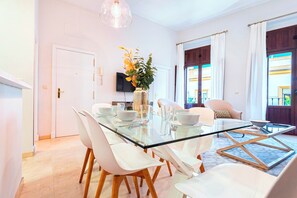 Apartment (2 Bedrooms) | Interior - Genteel Home Arfe Terrace (Seville)