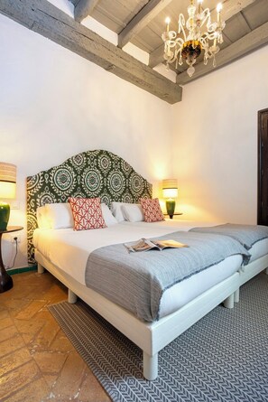 Apartment (2 Bedrooms) | Interior - Genteel Home Corral del Rey (Seville)