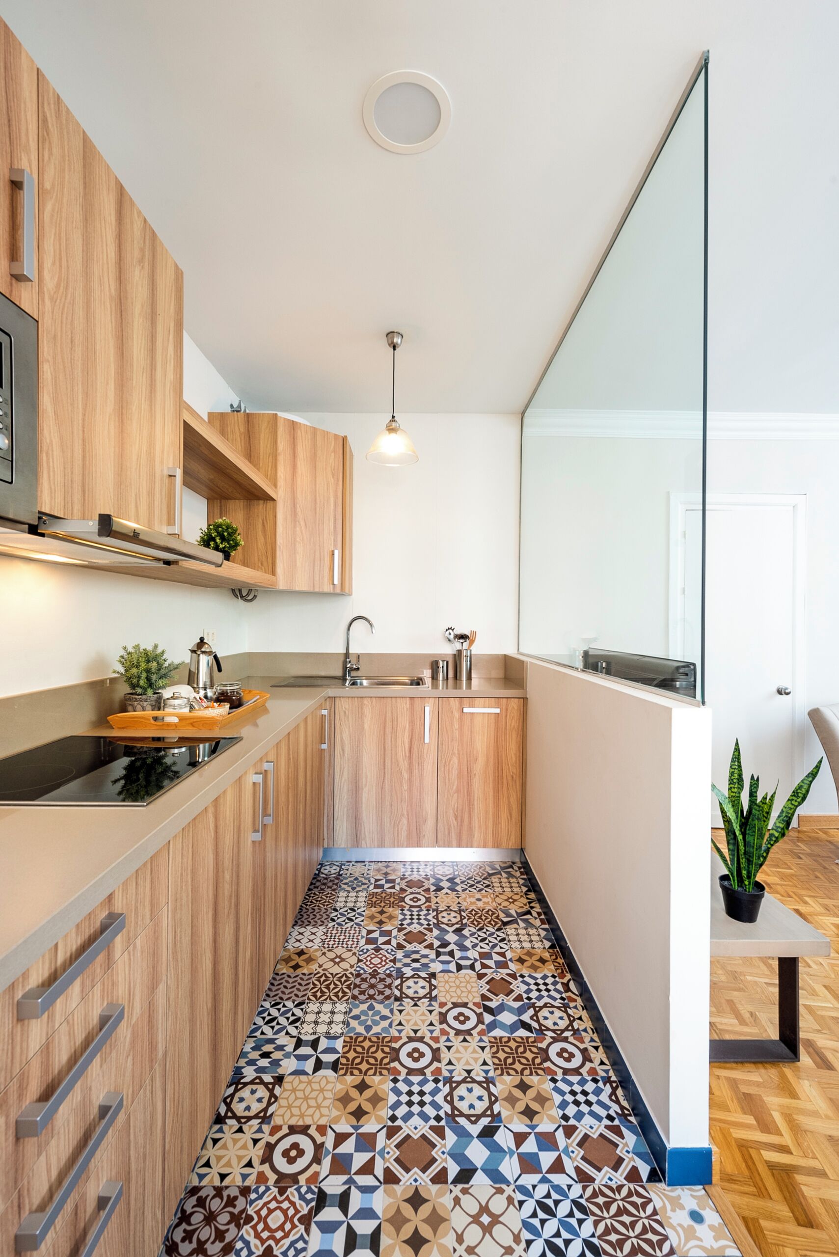 Apartamento (2 Bedrooms) | Cozinha privada | Geladeira grande, micro-ondas, cafeteira/chaleira