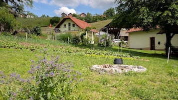 Casa Tradizionale | Vista giardino