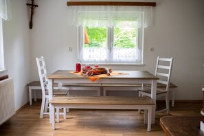 Interior detail - Apartment at the Vesel Homestead, Local Experience (Trebnje)