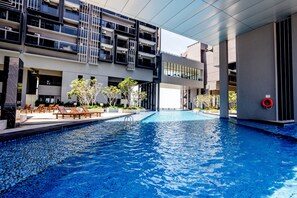 Outdoor pool - Imperio Residence By LetsStay (Malacca City)