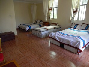 Basic Quadruple Room, Multiple Beds