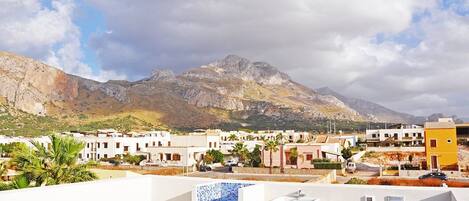 Apartment, 2 Bedrooms | Terrace/patio