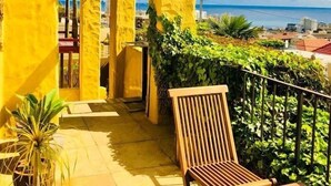 Unclassified image, 2 of 46, button - Sun & Sea In A Downtown Villa (Cape Town)