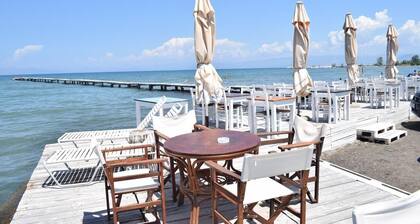 Petrakis Beach