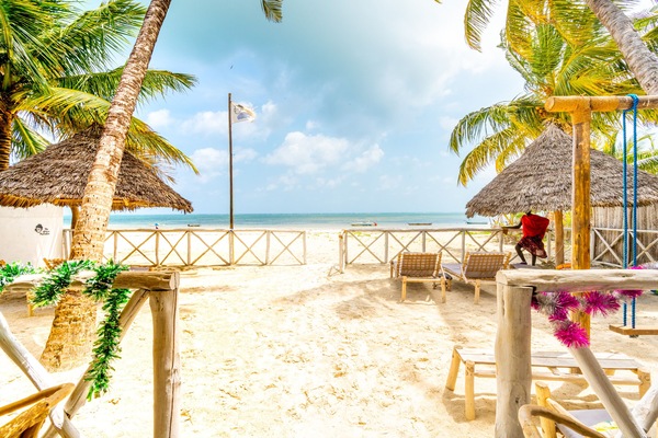 Private beach, white sand, free beach shuttle, sun loungers