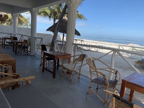 Beach bar