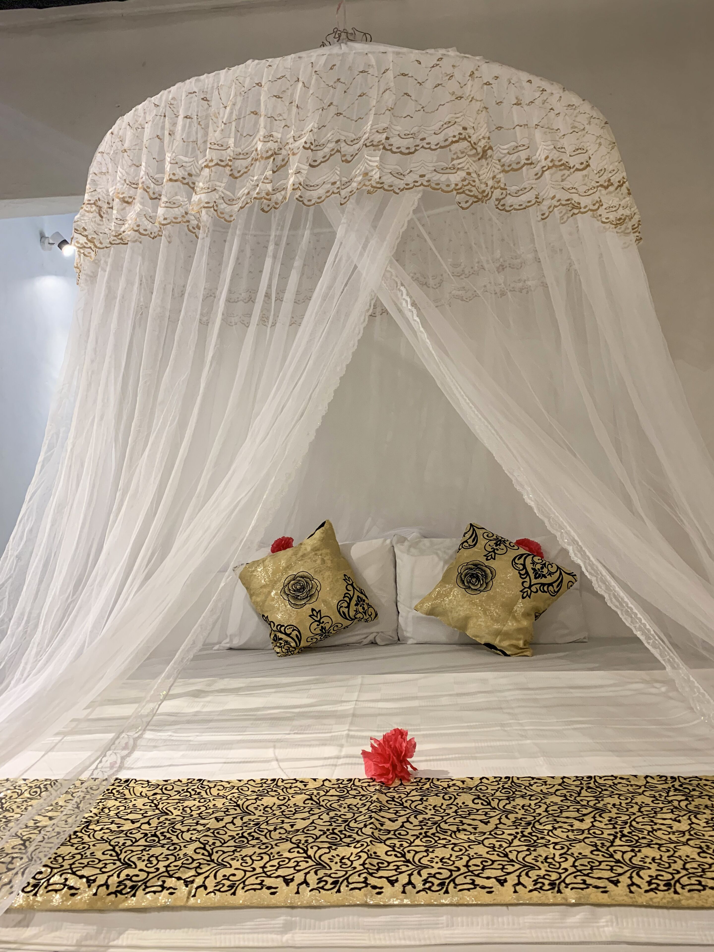 Quarto casal econômico | Individualmente decorados, individualmente mobiliados, cortinas blackout