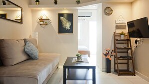 Living room - Apartment in Eliashiv 18 (Tel Aviv)