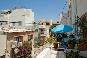 Design-Apartment | Blick vom Balkon