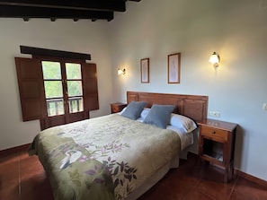 2 Schlafzimmer, Bügeleisen/Bügelbrett, Reisekinderbett, WLAN