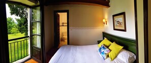 7 habitaciones, cuna de viaje, wifi y ropa de cama
