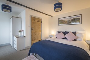 House | 3 bedrooms, individually decorated, individually furnished - Tegannedd (Blaenau Ffestiniog)