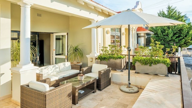 Unclassified image, 1 of 19, button - Uber Chic Heritage House (Cape Town)