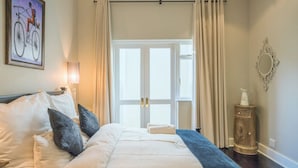 Unclassified image, 4 of 19, button - Uber Chic Heritage House (Cape Town)