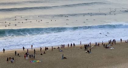 Superb view of the ocean, the beach at your feet!