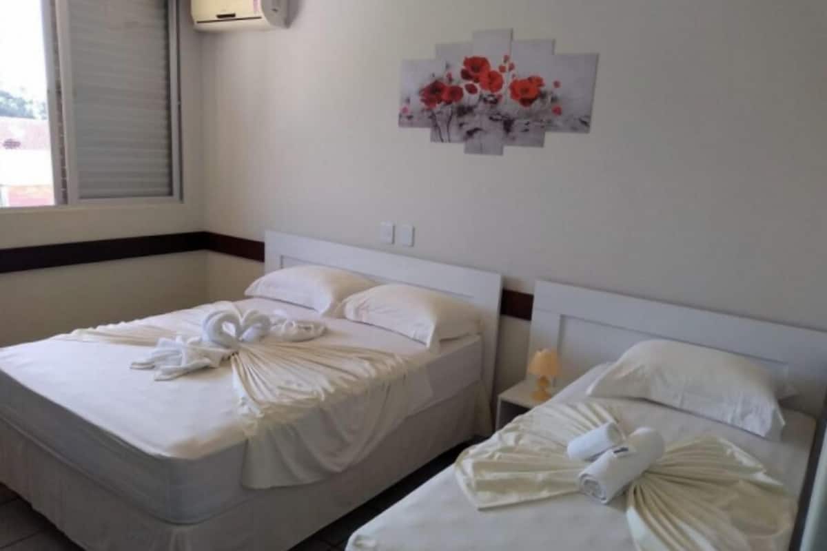 Laptop workspace, free WiFi, bed sheets