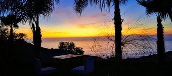 Modern and excellent room in Boutiquehotel with swimmingpool view.