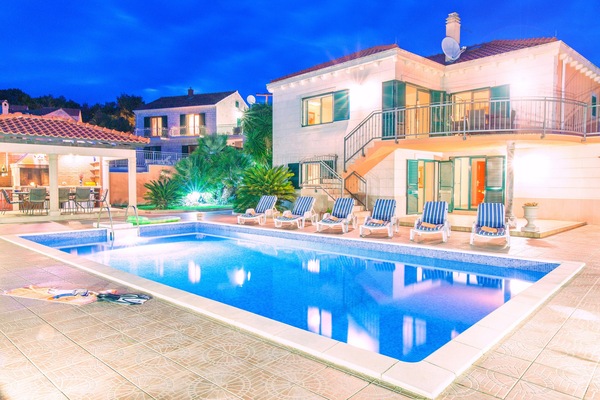 Front of property - evening/night