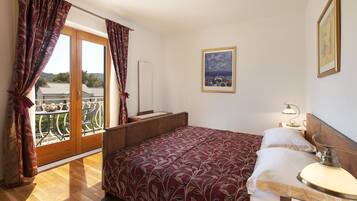 Villa, 4 Schlafzimmer, eigener Pool | Zimmersafe, Bügeleisen/Bügelbrett, kostenloses WLAN, Bettwäsche