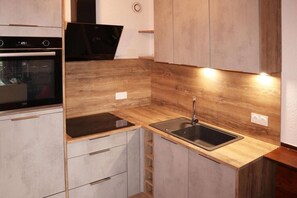 Réfrigérateur, lave-vaisselle