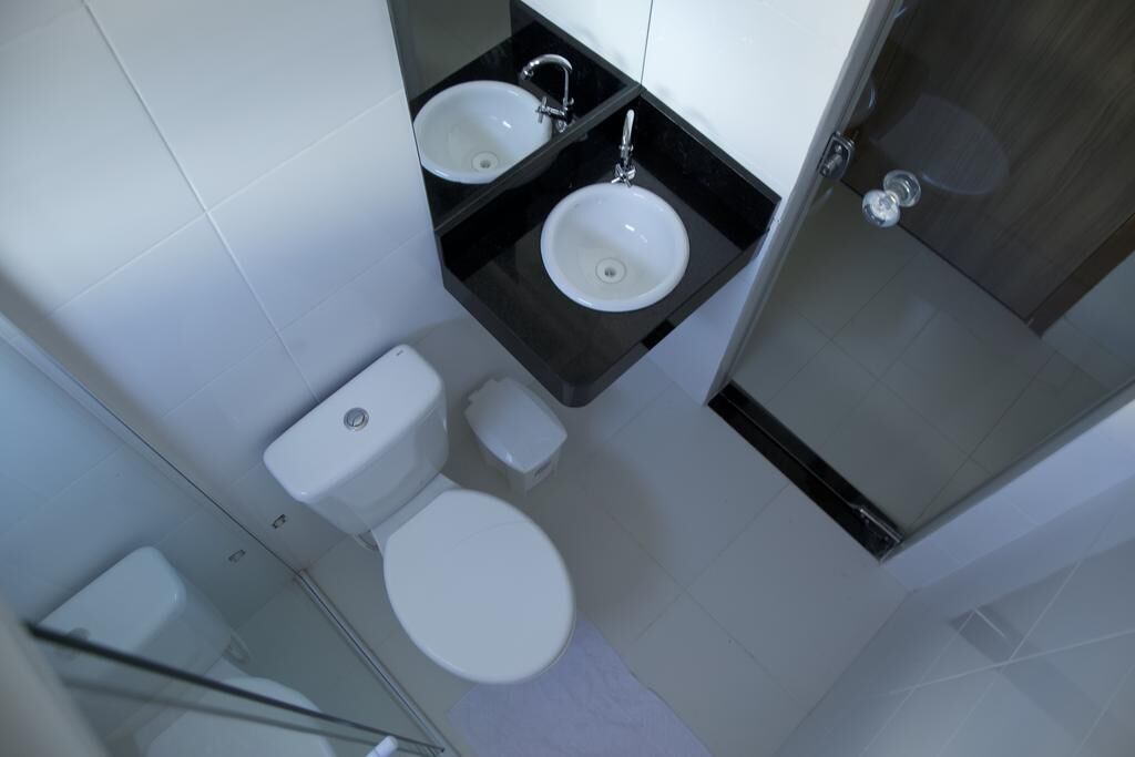 标准双床房, 多张床 | 浴室 | 淋浴设施、毛巾