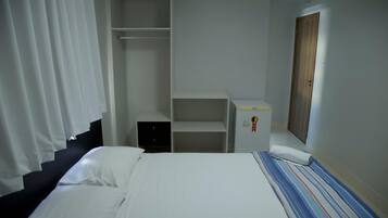 Wi-Fi gratuit, draps fournis