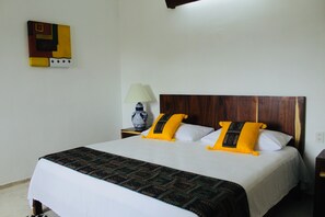 Kamer, 1 queensize bed, balkon | Gratis wifi, beddengoed