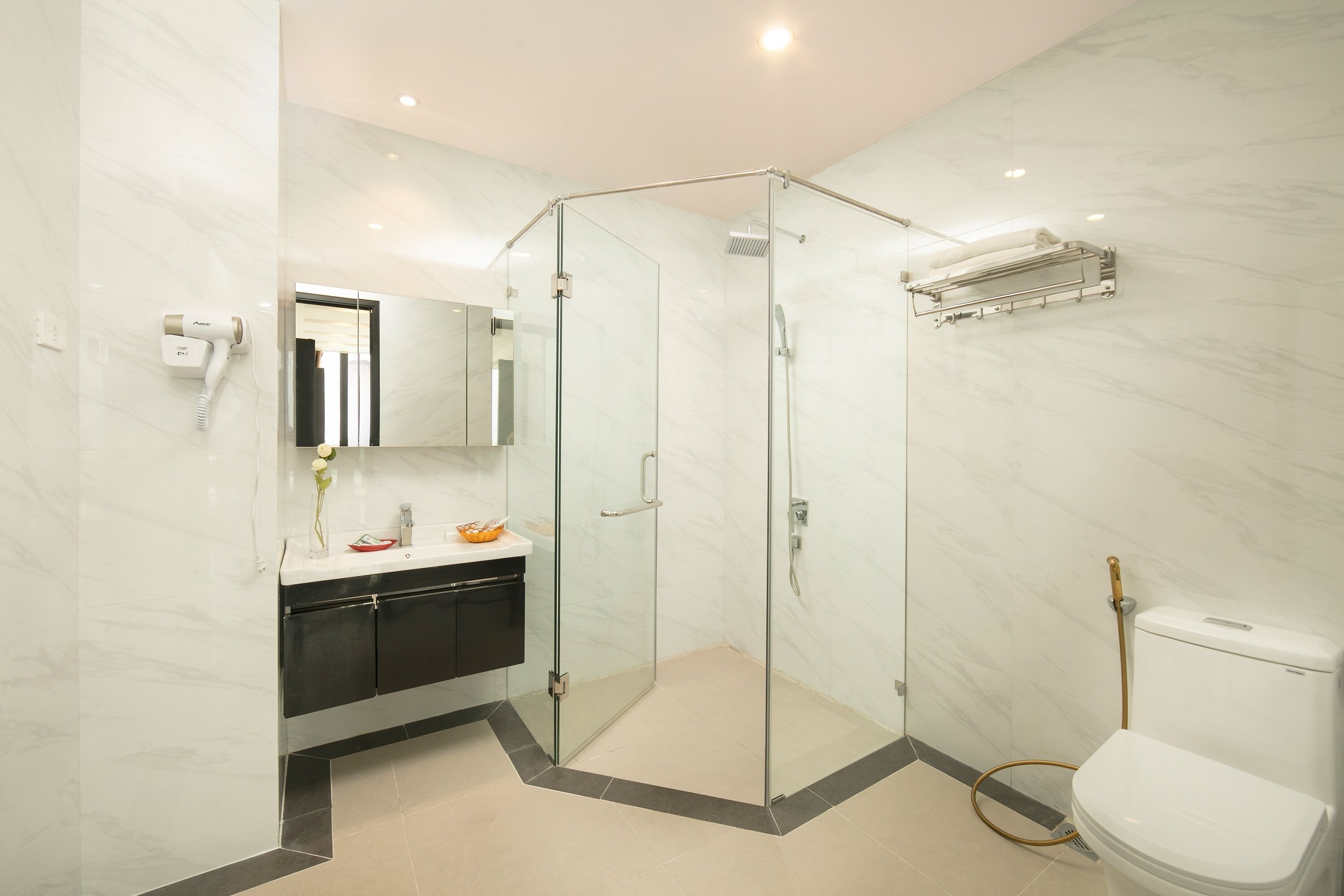 elegance family with city view or sea view balcony | bathroom | shower, rainfall showerhead, free toiletries, hair dryer