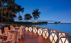 تناول الطعام بالخارج