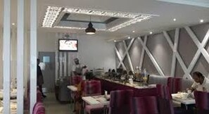 Daily buffet breakfast for a fee - Hotel Annapoorna Residency (Hyderabad)
