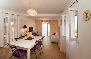 Villa, 3 Bedrooms | In-room dining - Villa Helena (Milna)