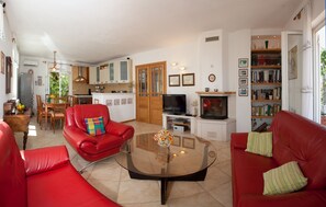 Villa, 5 Schlafzimmer | Wohnbereich | Flachbildfernseher, DVD-Player