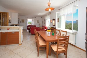 Villa, 5 Bedrooms | In-room dining - Villa Lukrecia (Supetar)