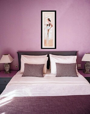 1 bedroom, premium bedding, Select Comfort beds, individually decorated - Vitorakis Apartments (Malevizi)